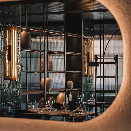 Hotel Moevenpick & 5*