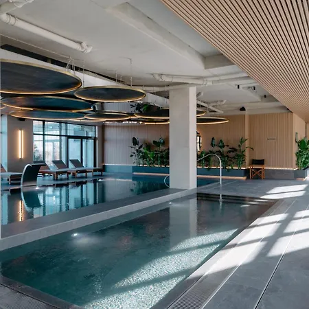 Hotel Moevenpick & 5*