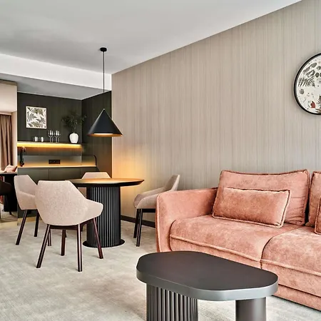 Szálloda Moevenpick &