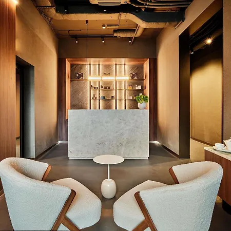 Moevenpick & Szálloda