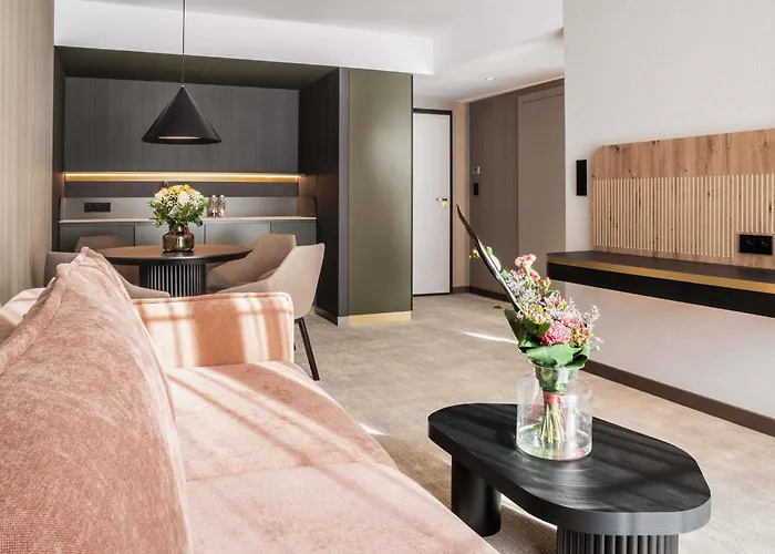 Hotel Moevenpick & 5*