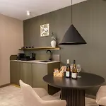 Moevenpick & Отель Карпач