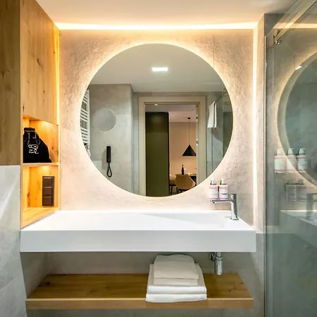 Moevenpick & Hotel 5*