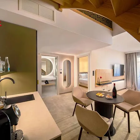 Ξενοδοχείο Moevenpick & 5*