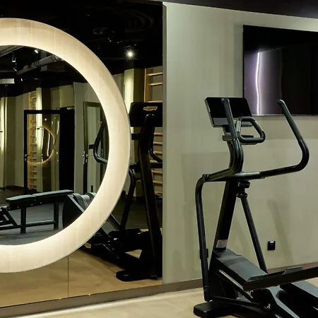 Ξενοδοχείο Moevenpick & 5*