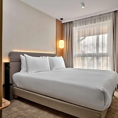 Moevenpick & Hotel 5*