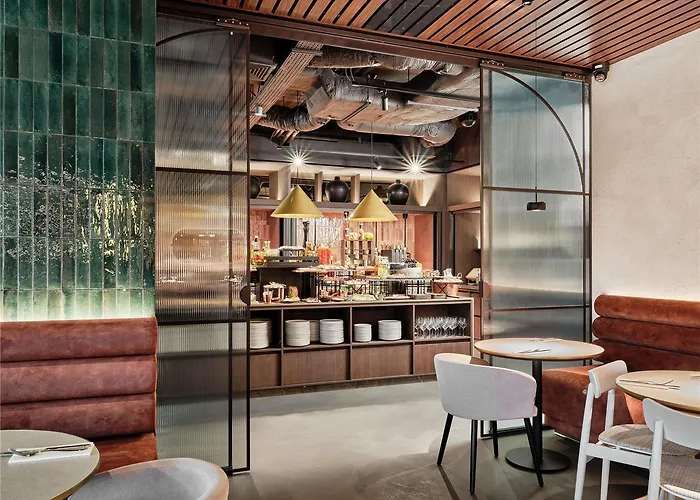 Отель Moevenpick & Карпач