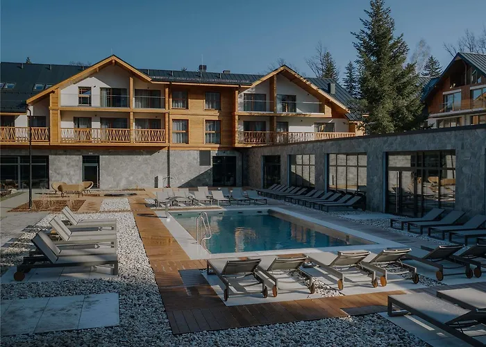 Moevenpick & Отель Карпач