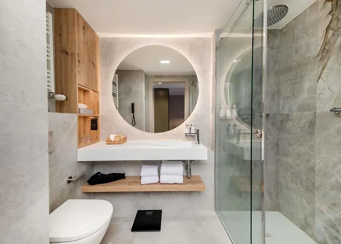 Moevenpick & 5* كارباش